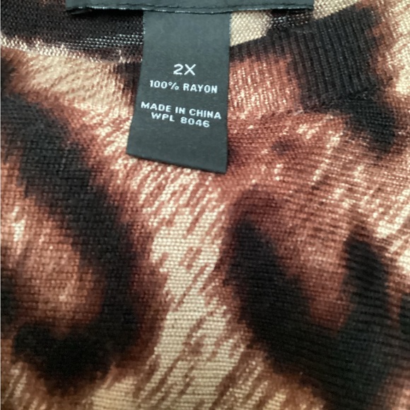 INC International Concepts Women sweater dolman sleeve, animal print, size 2X - Picture 4 of 5